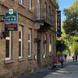 Hotel Westfälischer Hof，位于哈廷根的酒店