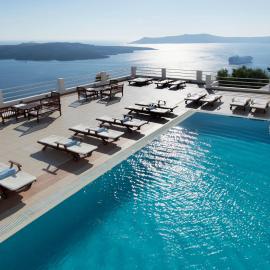 Tzekos Villas,位于费拉的酒店