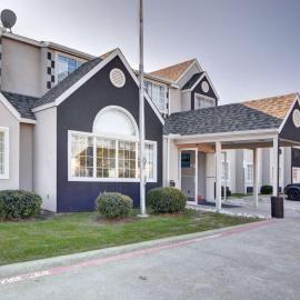 Rodeway Inn & Suites Lewisville I-35，位于路易斯维尔的酒店