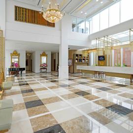 La Lisa Hotel Surabaya，位于泗水的酒店