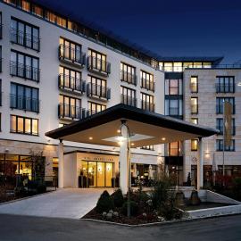 Hotel Vier Jahreszeiten Starnberg，位于施塔恩贝格的酒店