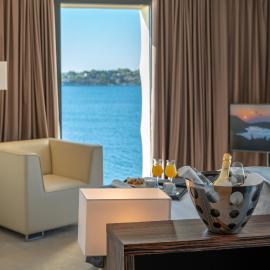 Bellevue Superior City Hotel，位于希贝尼克的酒店