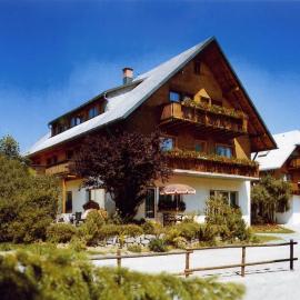 NATURION Hotel Hinterzarten，位于欣特察尔滕的酒店