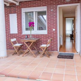 Apartamento Ria de Boo, Con patio privado，位于布迪皮拉格斯的酒店