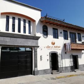 Hotel Posada San Antonio Coatepec，位于科阿特佩克的酒店