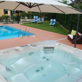 Hotel La Pergola,位于格雷扎纳的酒店