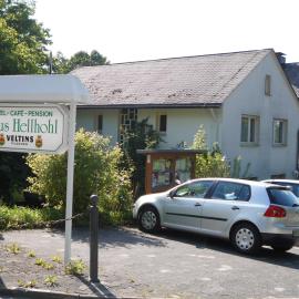 Hotel Haus Hellhohl Garni，位于布里隆的酒店