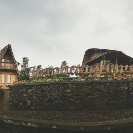 Balkondes Kembanglimus，位于婆罗浮屠的酒店