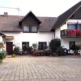 Gästehaus Siener，位于Weyher的酒店
