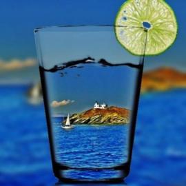 Calme et détente. Vue panoramique mer Égée.，位于Spathi 的酒店