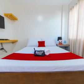 RedDoorz Plus @ Casa Lucia Sindalan San Fernando City Pampanga，位于圣费尔南多的酒店