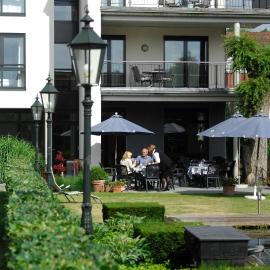 Hotel Schepers，位于格罗瑙的酒店