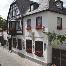 Hotel Felsenkeller，位于吕德斯海姆的酒店