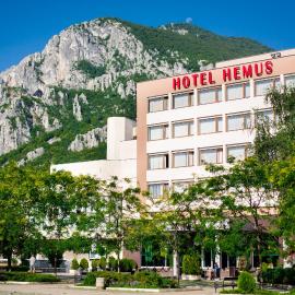 Hemus Hotel - Vratza，位于Vratsa的酒店