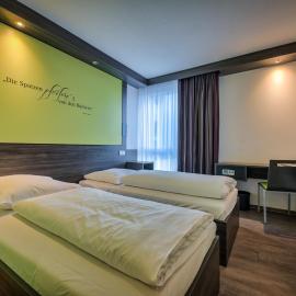 Economy-Hotel，位于乌尔姆的酒店