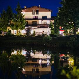 Hotel Luzino,位于Luzino的酒店