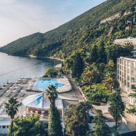 Iberostar Waves Herceg Novi All Inclusive，位于赫尔采格诺维的酒店