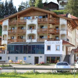 Hotel Goldener Adler，位于库龙韦诺斯塔的酒店