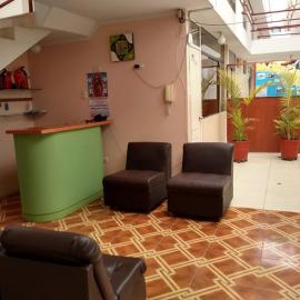 Hospedaje Golden Inn，位于卡马纳的酒店