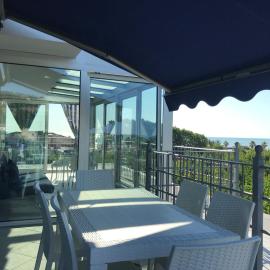 ATTICO SUL MARE，位于费尔莫的酒店