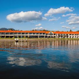 Millennium Hotel and Resort Manuels Taupō，位于陶波的酒店