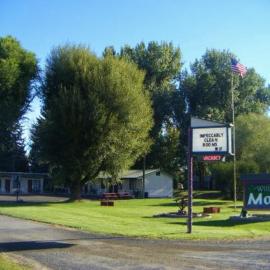 The Willows Motel，位于Wilbur的酒店
