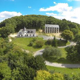 LOGIS Hôtel-restaurant IMAGO，位于La Roche-Clermault的酒店
