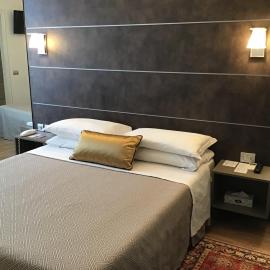 Hotel La Nuova Rotaia，位于加拉瑞特的酒店