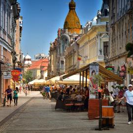 Regim Hotelier Pietonală，位于奥拉迪亚的酒店