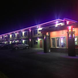 Villa Park Motel，位于奥兰治的酒店