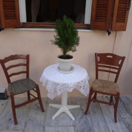 Korthi central appartment by the seaside.，位于Órmos的酒店