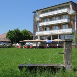 Hotel Restaurant Sternen，位于Guggisberg的酒店