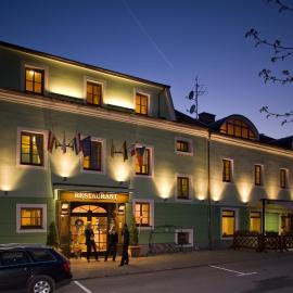 Hotel Vltava，位于弗林布尔克的酒店