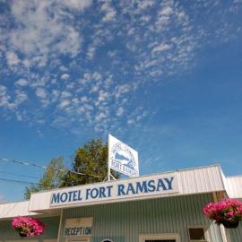 Motel & Camping Fort Ramsay，位于加斯佩的酒店
