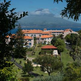 Azoris Faial Garden – Resort Hotel，位于奥尔塔的酒店