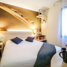 Hôtel Inn Design & Restaurant Vannes Theix-Noyalo，位于塞科斯的酒店
