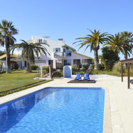Tavira Vacations Apartments，位于塔维拉的酒店