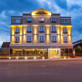 Hotel Resurs,位于波德戈里察的酒店