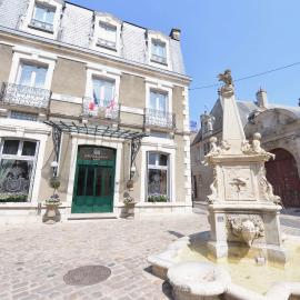 Best Western Plus Hôtel D'Angleterre - Centre historique，位于布尔日的酒店