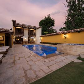 Nueva Granada Hotel Colonial -Centro Histórico-，位于圣菲德安蒂奥基亚的酒店
