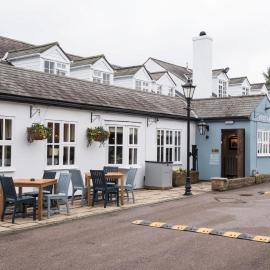 The Five Bells by Innkeeper's Collection，位于Weston Turville的酒店