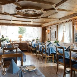 KunstHotel Linde Garni，位于艾因西德伦的酒店