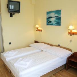 Hotel Bara Junior,位于布达佩斯的酒店