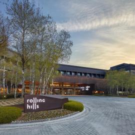 Rolling Hills Hotel,位于华城市的酒店