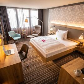 Leoso Hotel Leverkusen，位于勒沃库森的酒店
