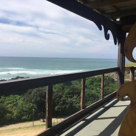 CORAM DEO SaltyWaves double en-suite rooms with sea views，位于咖啡湾的酒店