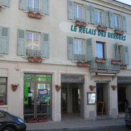 Le Relais des Bergers，位于Saint-Martin-en-Haut的酒店
