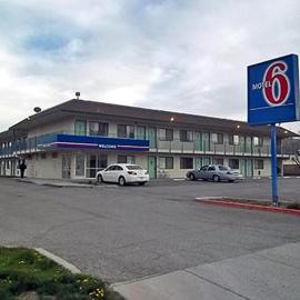 Motel 6-Ely, NV，位于伊利的酒店