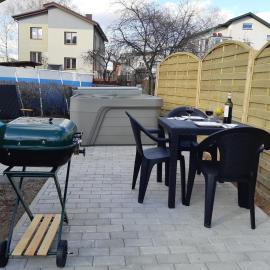Apartments with outdoor SPA jacuzzi and sauna，位于维尔纽斯的酒店