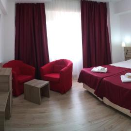 Hotel Otopeni，位于奥托佩尼的酒店